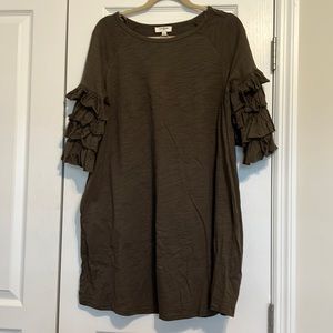 Umgee forest green long sleeve dress with ruffle sleeves size large